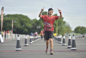 BIB: 0495
                            <button type="button" onclick="openModal(4936883)" class="btn btn-primary btn-sm float-right btn-popup" data-toggle="modal" data-target=".modal-high-quality">
                        <i class="fas fa-shopping-cart"></i> Add to Cart
                    </button>
                                            <button type="button" onclick="isThisMe(4936883, true)" class="btn btn-success btn-sm float-right btn-popup btn-isme hidden" data-toggle="tooltip" data-placement="bottom" title="นี่คือรูปของคุณใช่ไหม คลิกที่นี่เพื่อเอาเข้าอัลบั้ม">
                        <i class="fas fa-plus"></i> Add to album
                    </button>
                    <button type="button" onclick="isThisMe(4936883, false)" class="btn btn-warning btn-sm float-right btn-popup btn-isnotme hidden">
                        <i class="fas fa-ban"></i> Remove from album
                    </button>